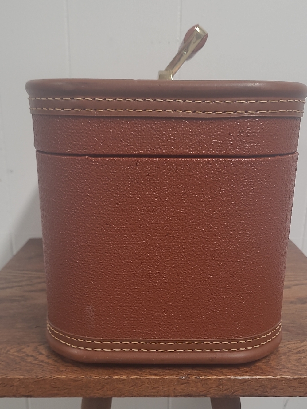 Starline Vintage Lady Baltimore Luggage Train/ Make-up Case w/Gold Tone Hardware - Picture 9 of 16